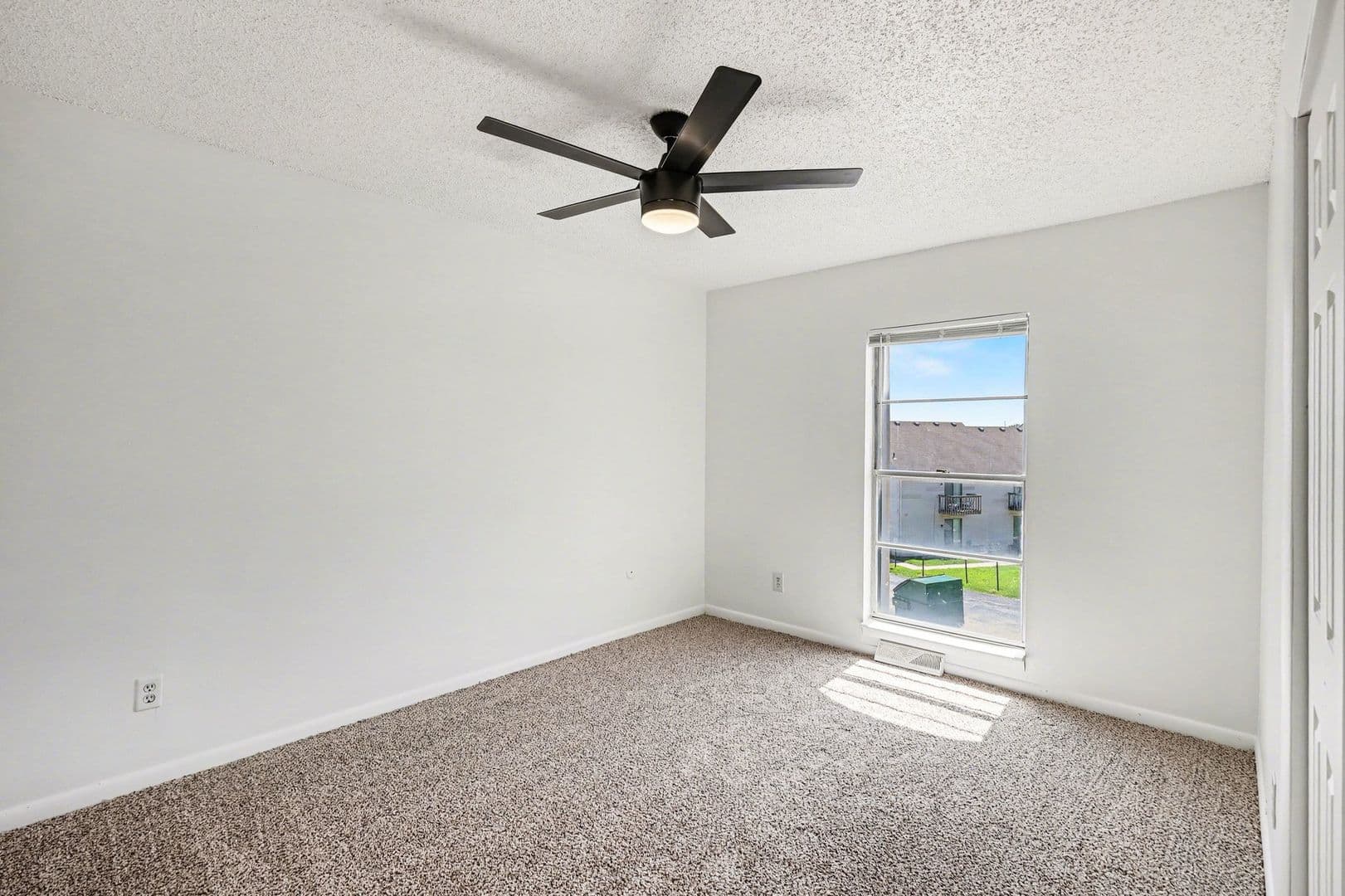 Belton Apartment: 6820 Chapel Dr