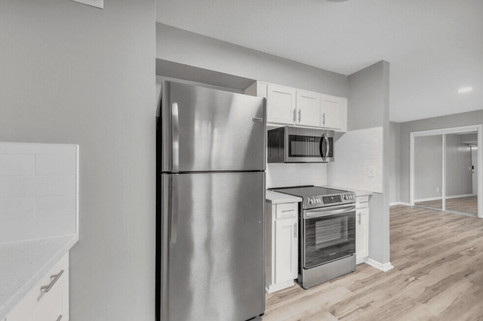 Kansas City Apartment: 1132 W 41st Terr