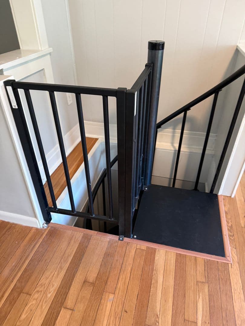 Kansas City Apartment: 4220 Harrison St