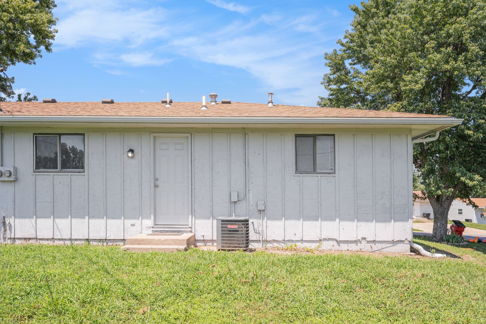 Independence House: 18733 E Blackhawk Trail