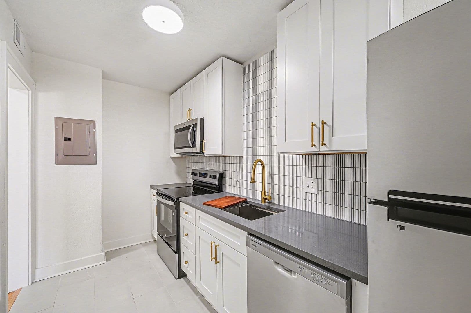 Kansas City Apartment: 516-526 W 39th Terrace