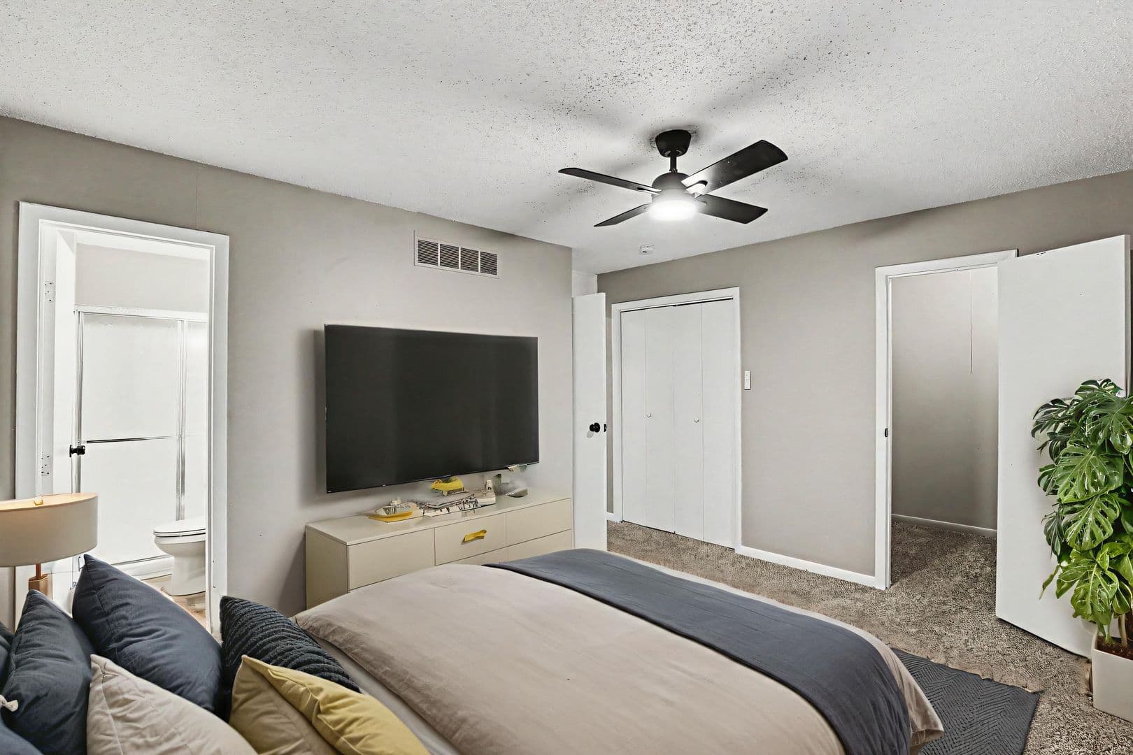 Belton Apartment: 6820 Chapel Dr