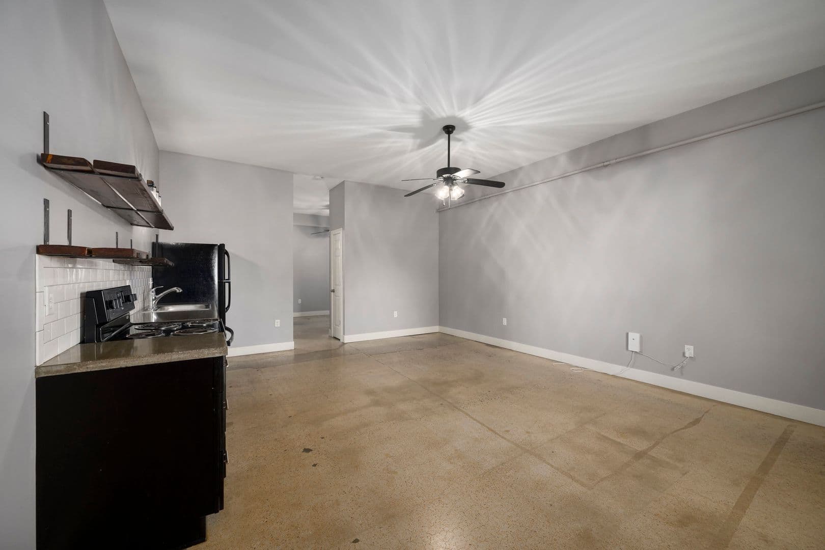 Kansas City Apartment: 5300 Longview Rd
