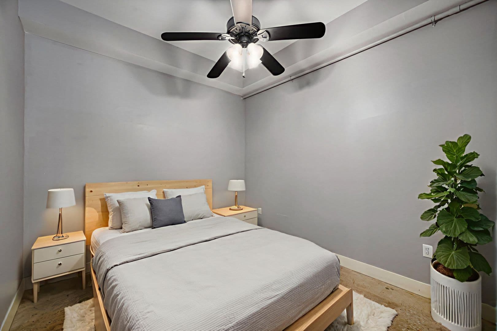 Kansas City Apartment: 5300 Longview Rd