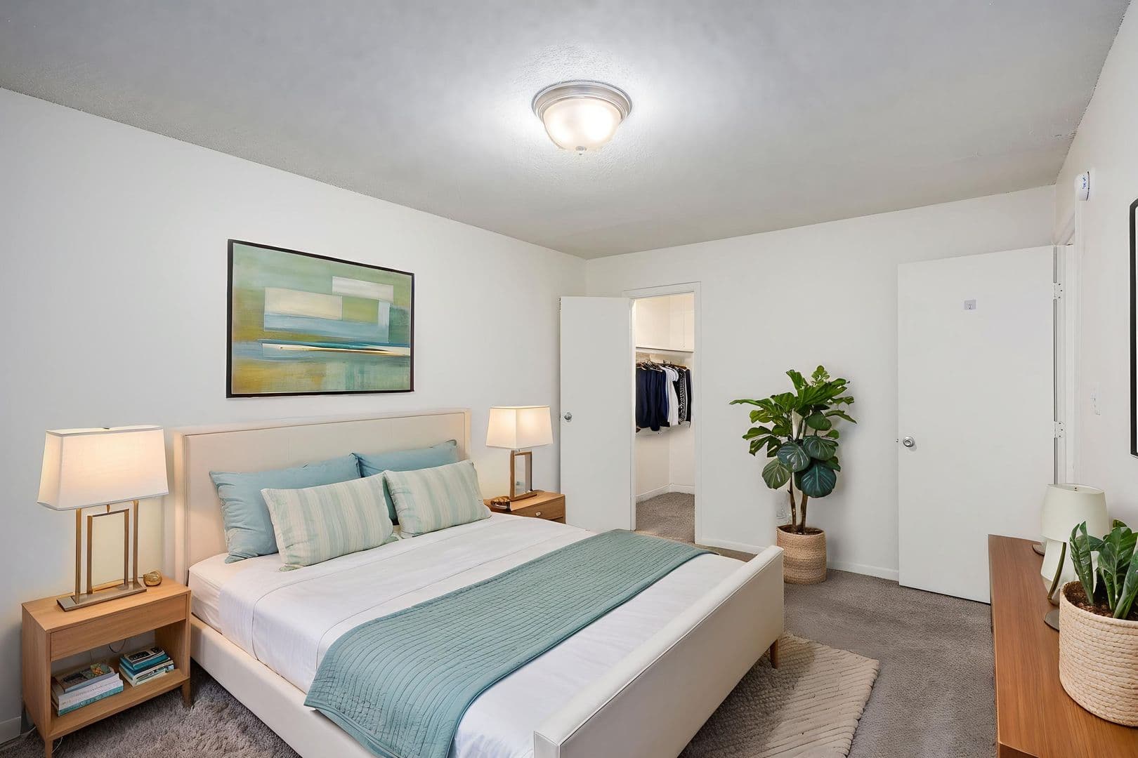 Gladstone Apartment: 7005 N Bales Ave
