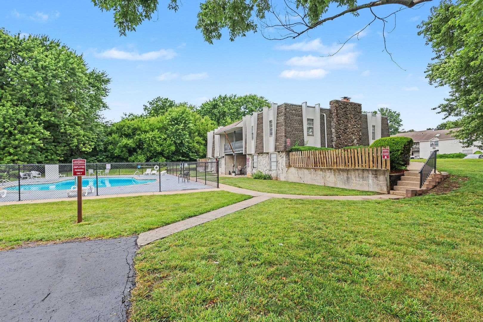 Belton Apartment: 6820 Chapel Dr