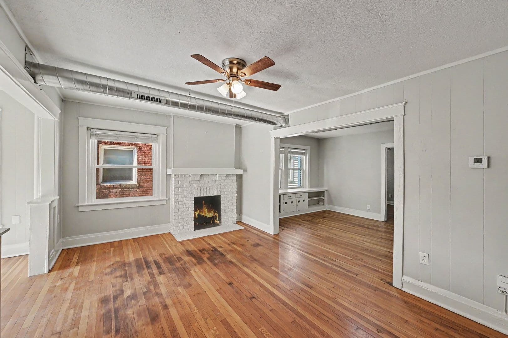 Kansas City Apartment: 4220 Harrison St