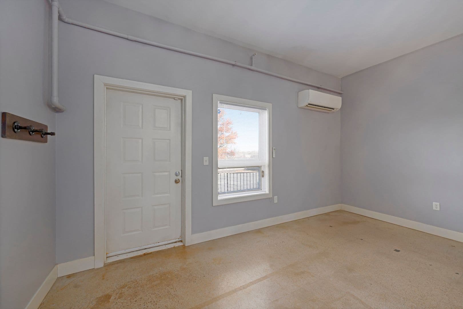 Kansas City Apartment: 5300 Longview Rd
