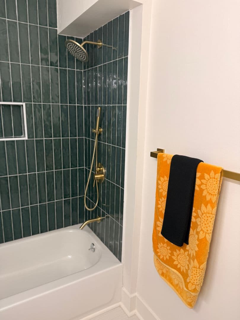Kansas City Apartment: 516-526 W 39th Terrace