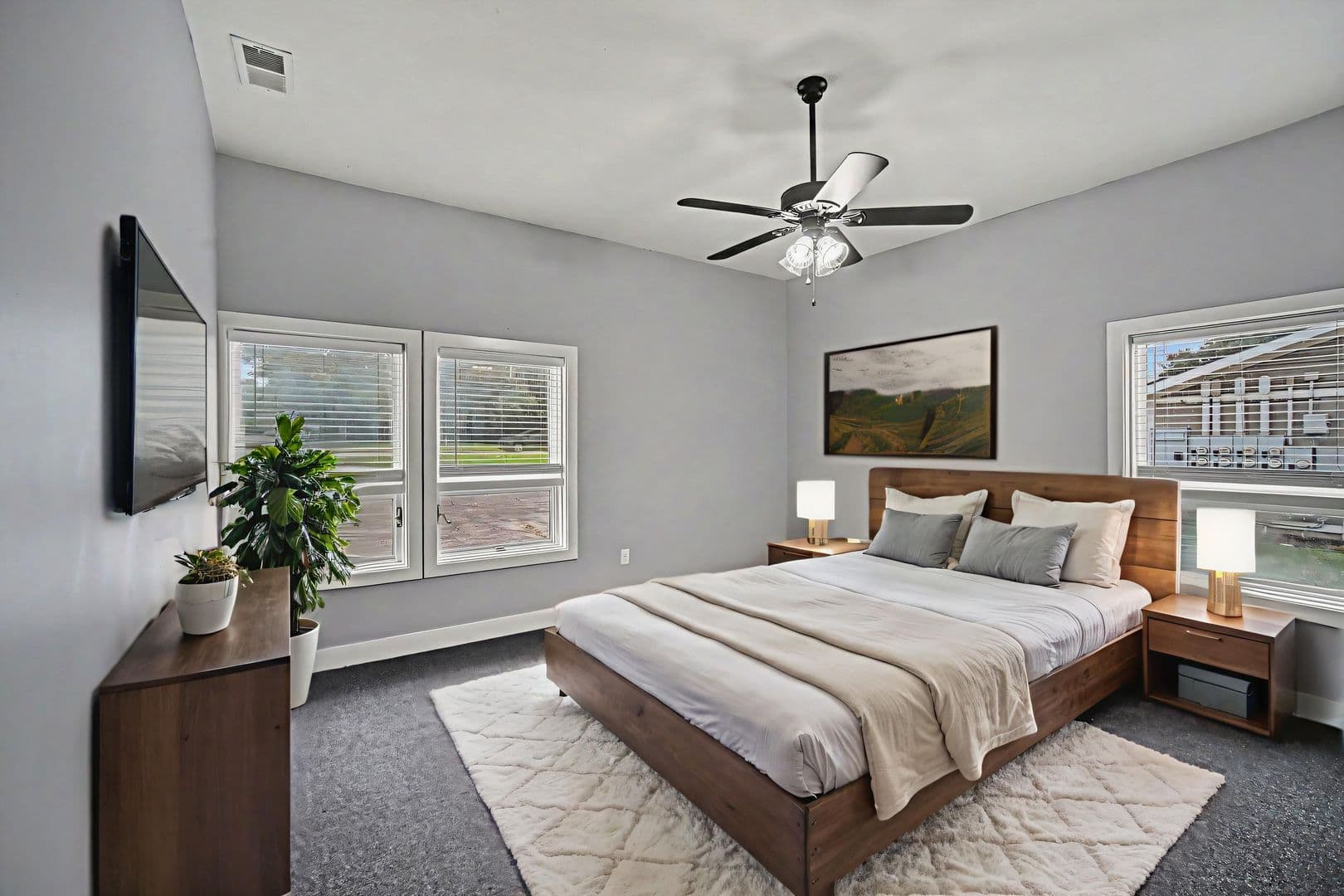 Kansas City Apartment: 5300 Longview Rd
