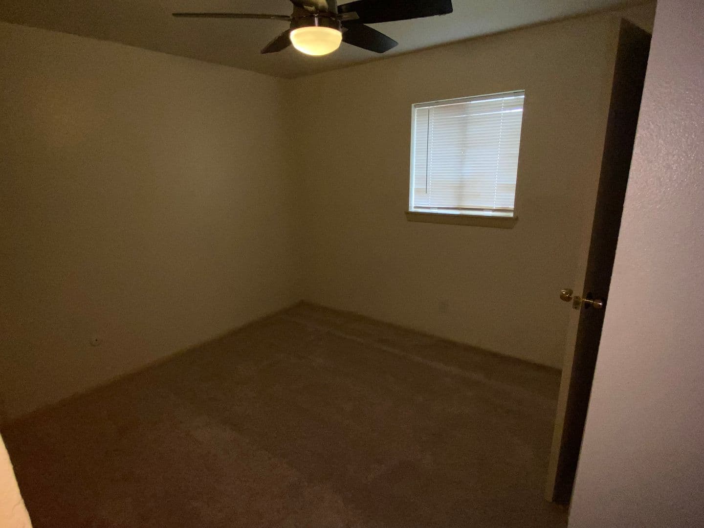 Houston House: 12406 Riva Ridge