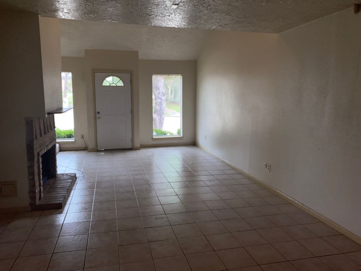 Houston House: 12406 Riva Ridge