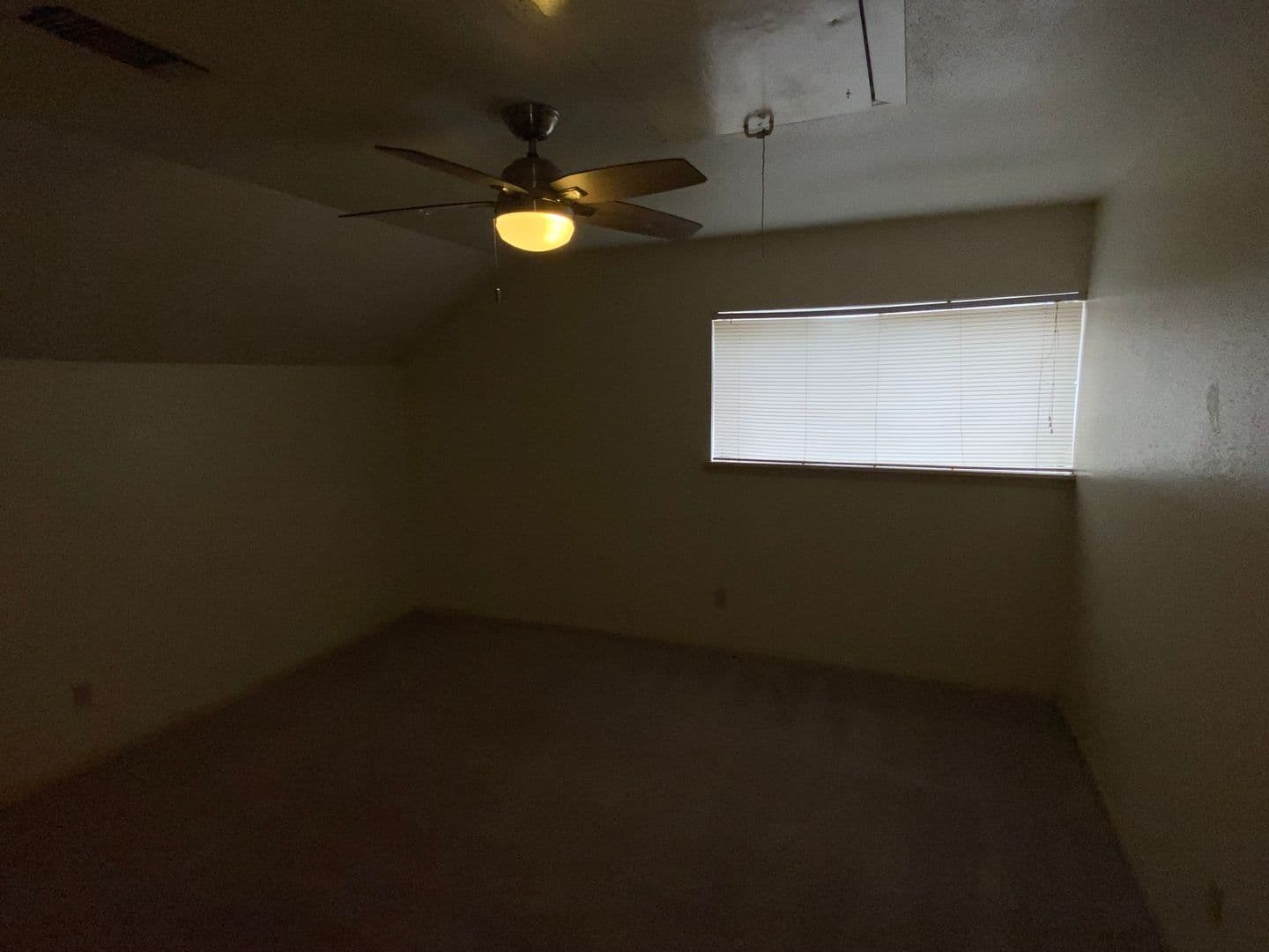 Houston House: 12406 Riva Ridge