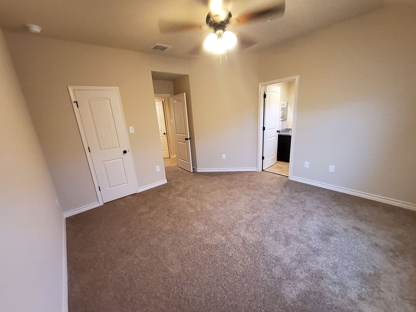 SAN ANTONIO House: 6326 LUGLIO LANE #102