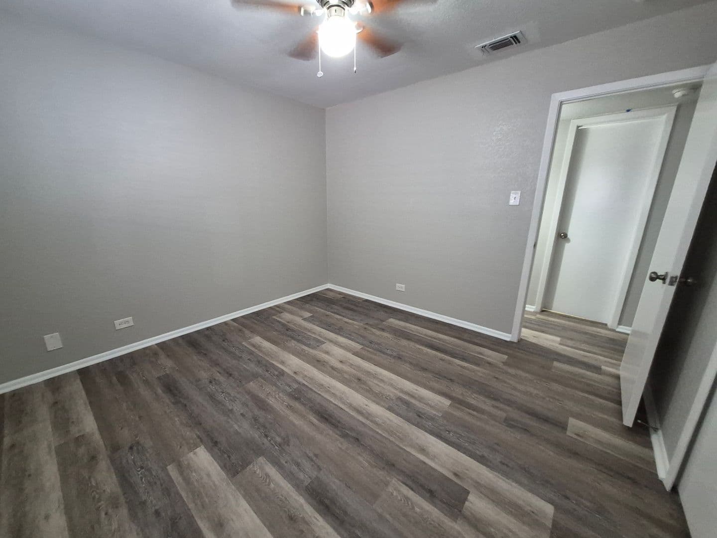 SAN ANTONIO House: 2718 DENNLER DR.