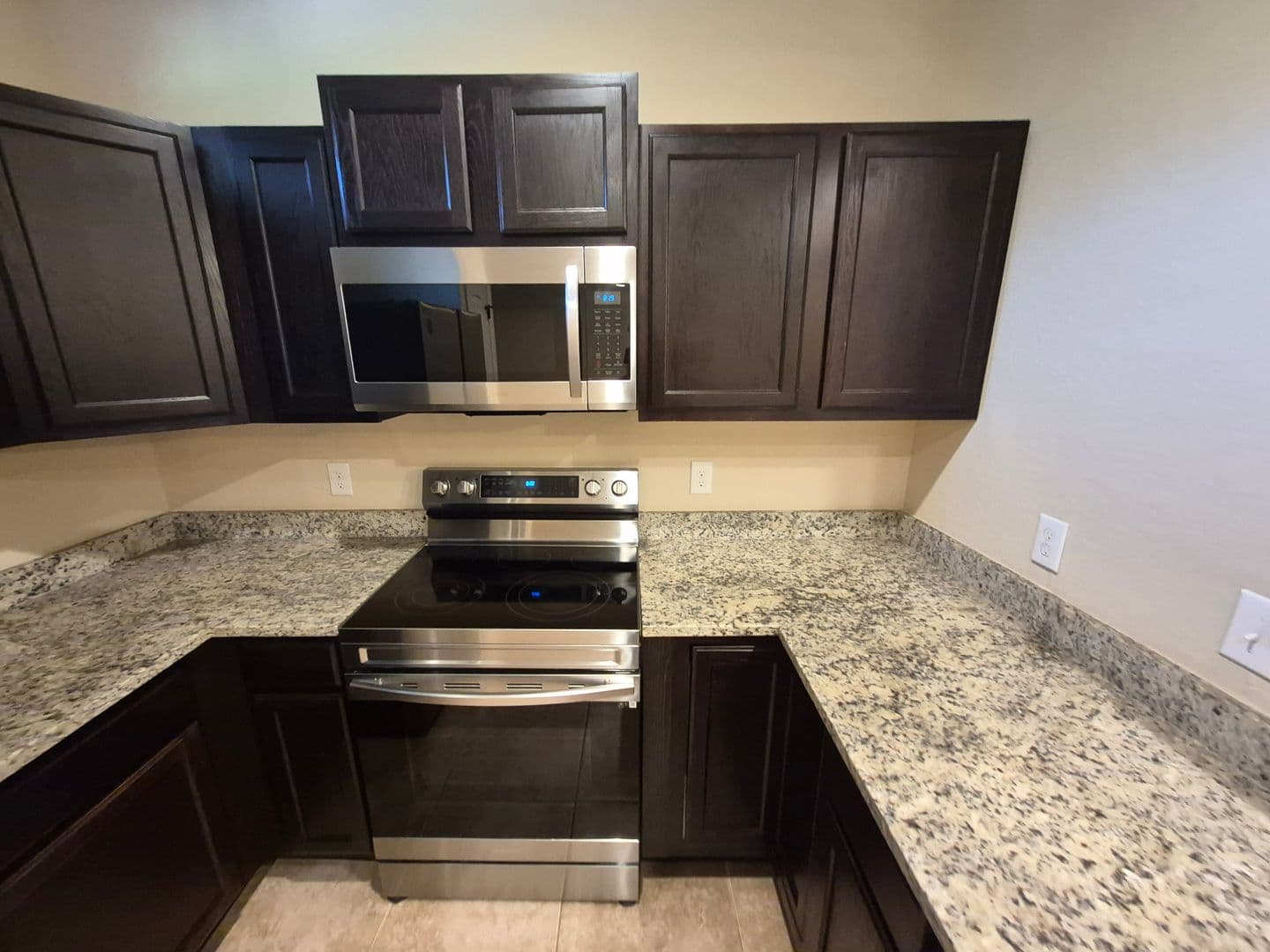 SAN ANTONIO House: 6327 LUGLIO LANE #102