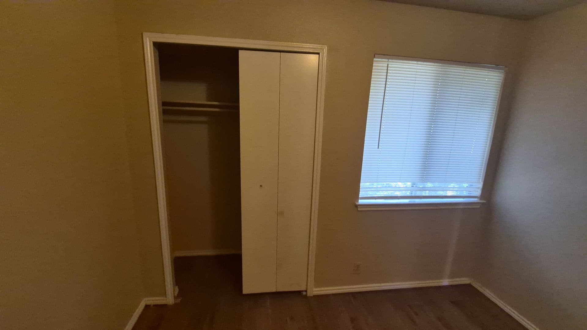 SAN ANTONIO House: 5201 MEADOWFIELD #4