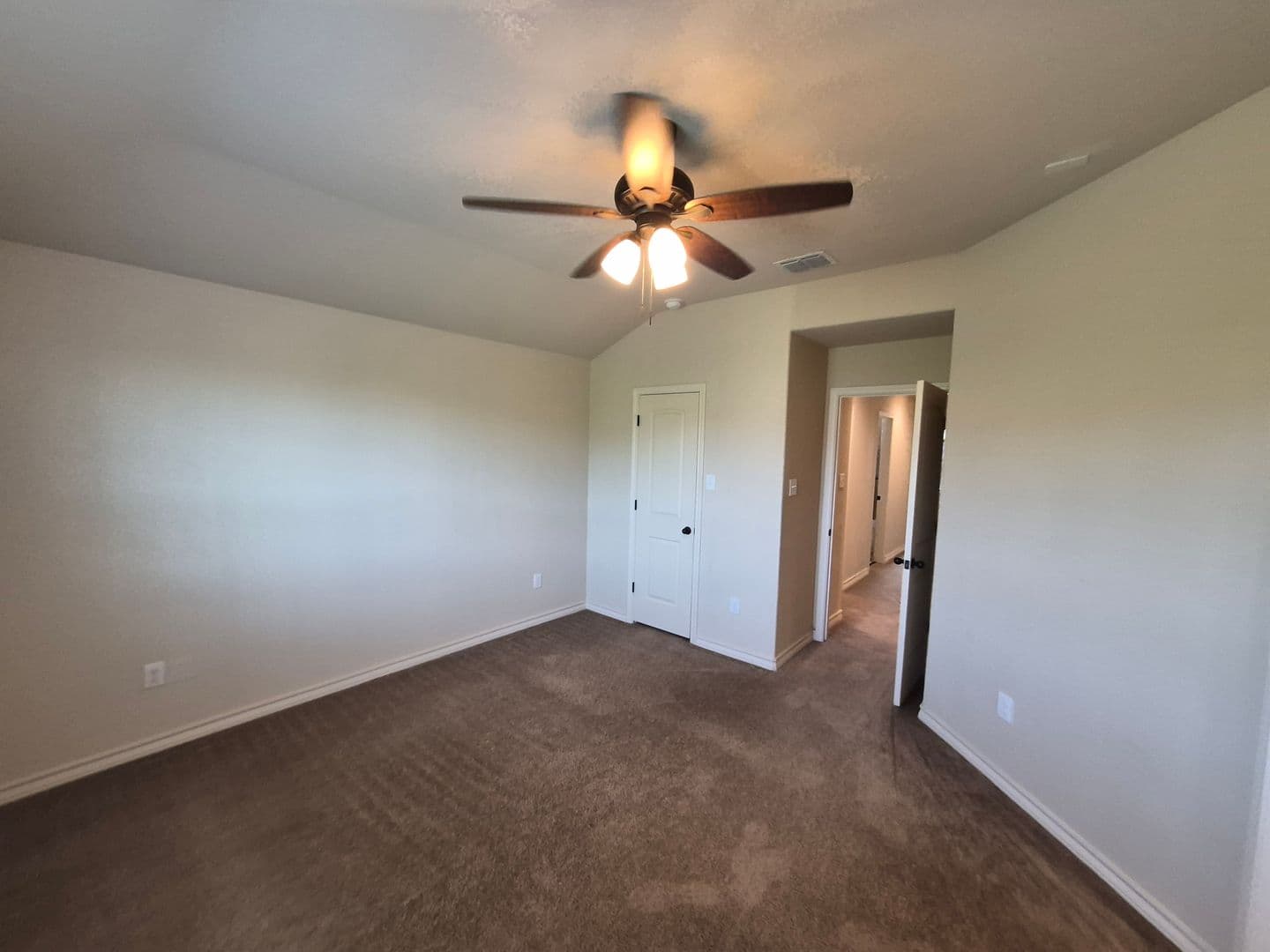 SAN ANTONIO House: 6327 LUGLIO LANE #104