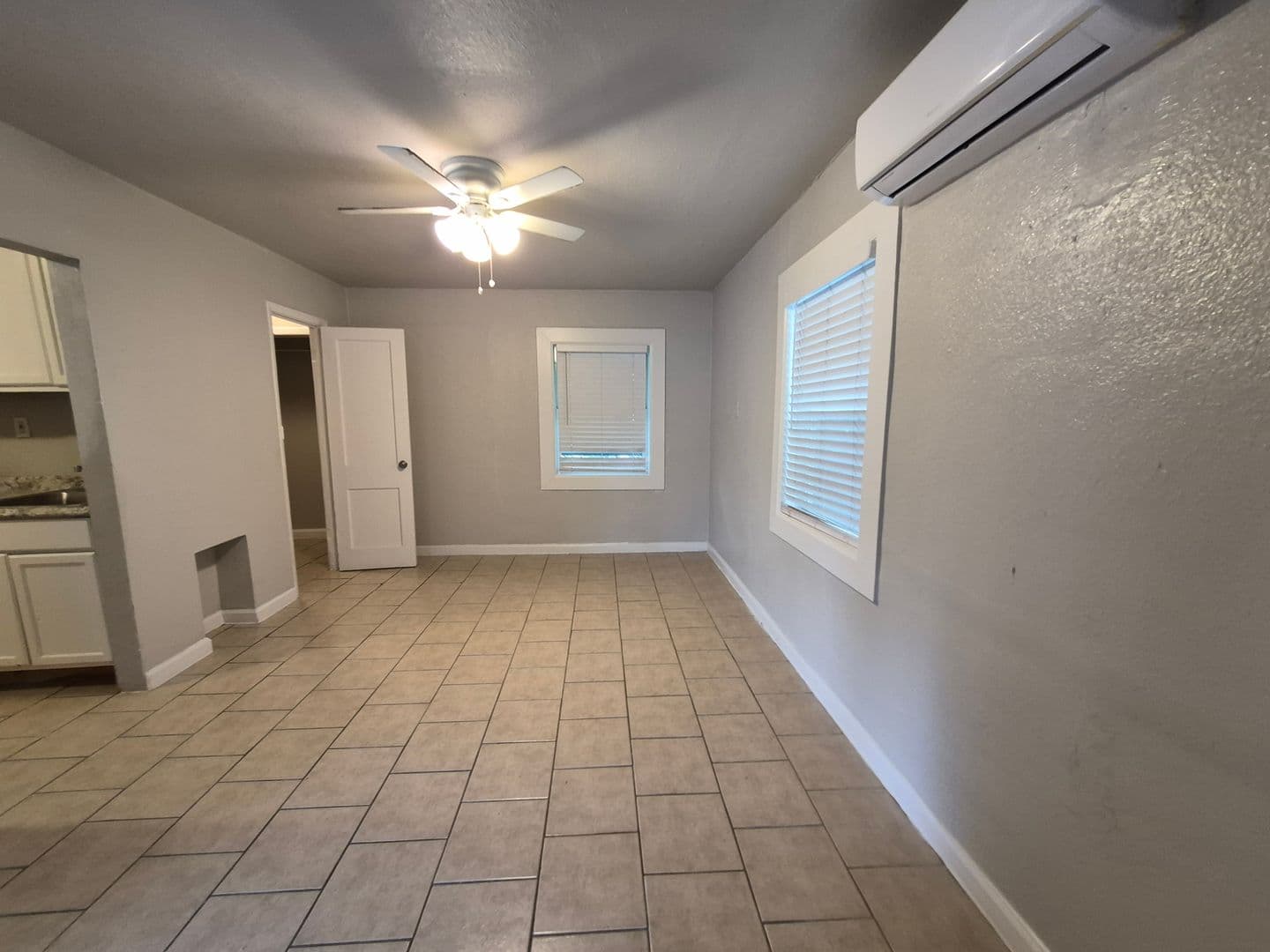 San Antonio House: 115 Caldwell Unit 8
