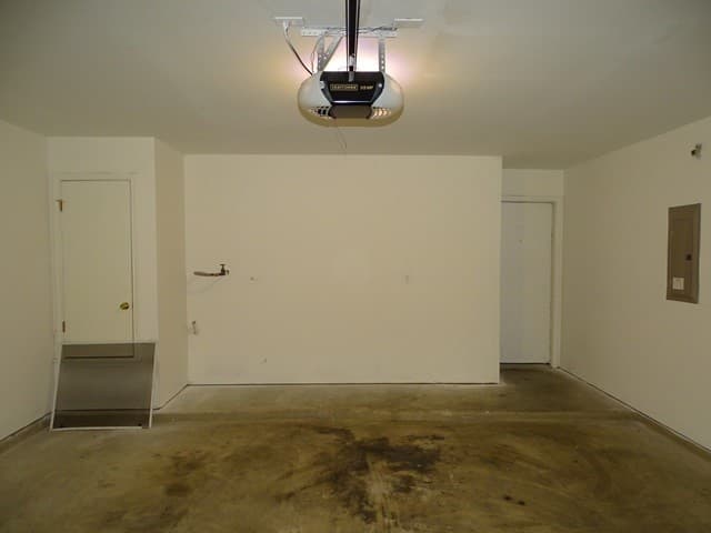 CONVERSE House: 9610 KRIER CT
