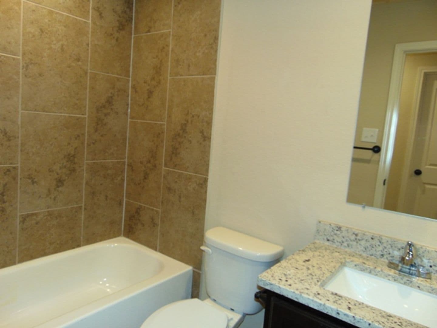 SAN ANTONIO House: 13903 ANNA'S WAY #103