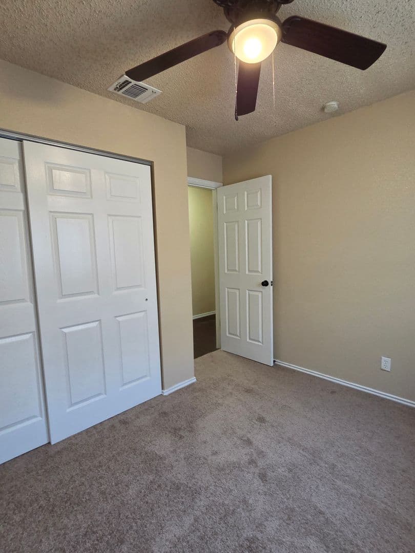 SAN ANTONIO House: 7123 FALLEN TRAIL