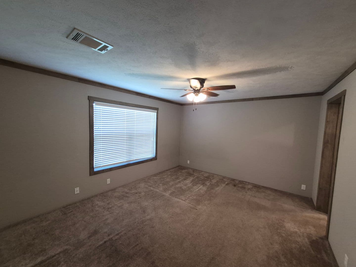 SAN ANTONIO House: 7151 WOODLAKE PKWY #451