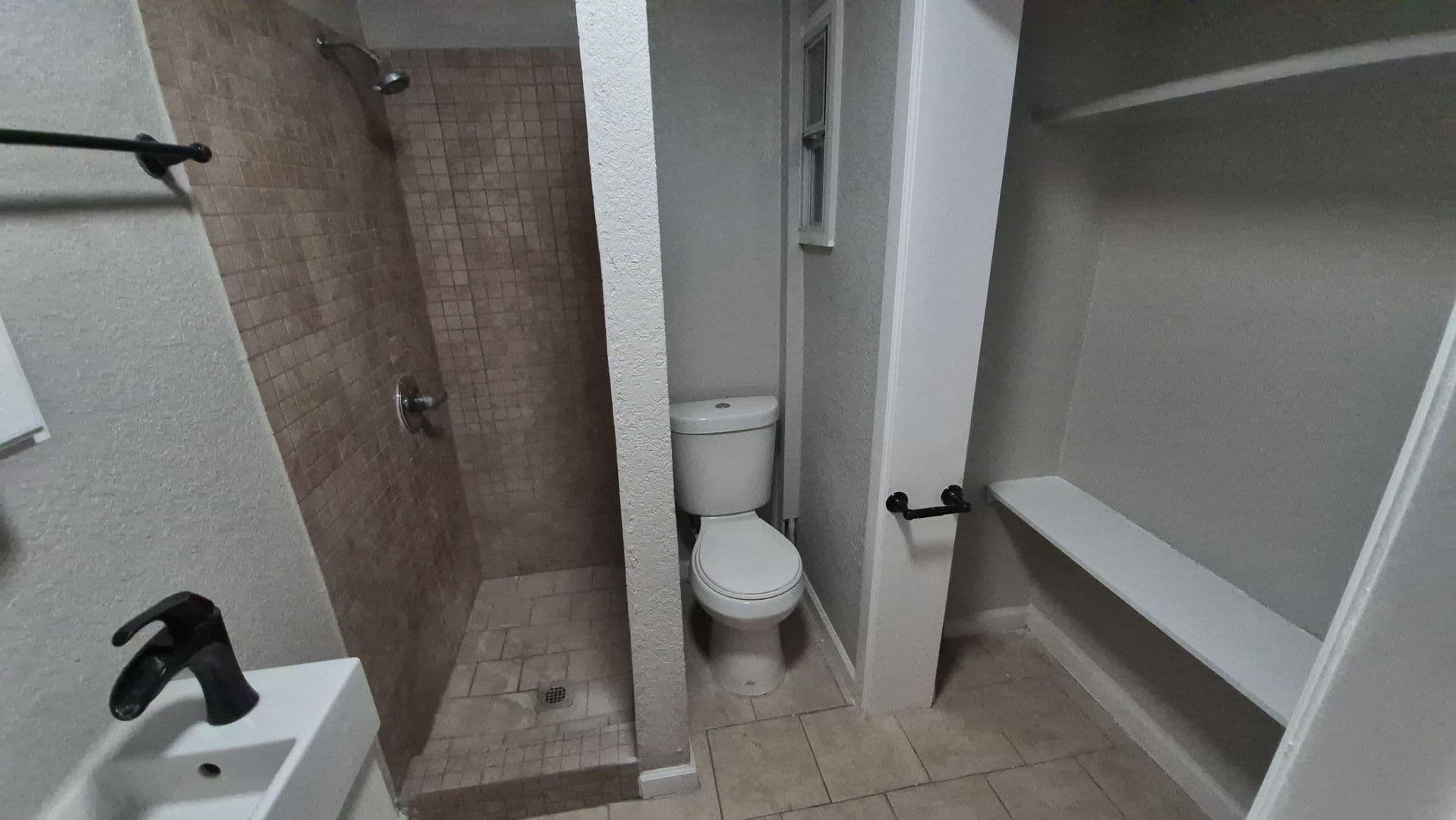 San Antonio House: 115 Caldwell Unit 6