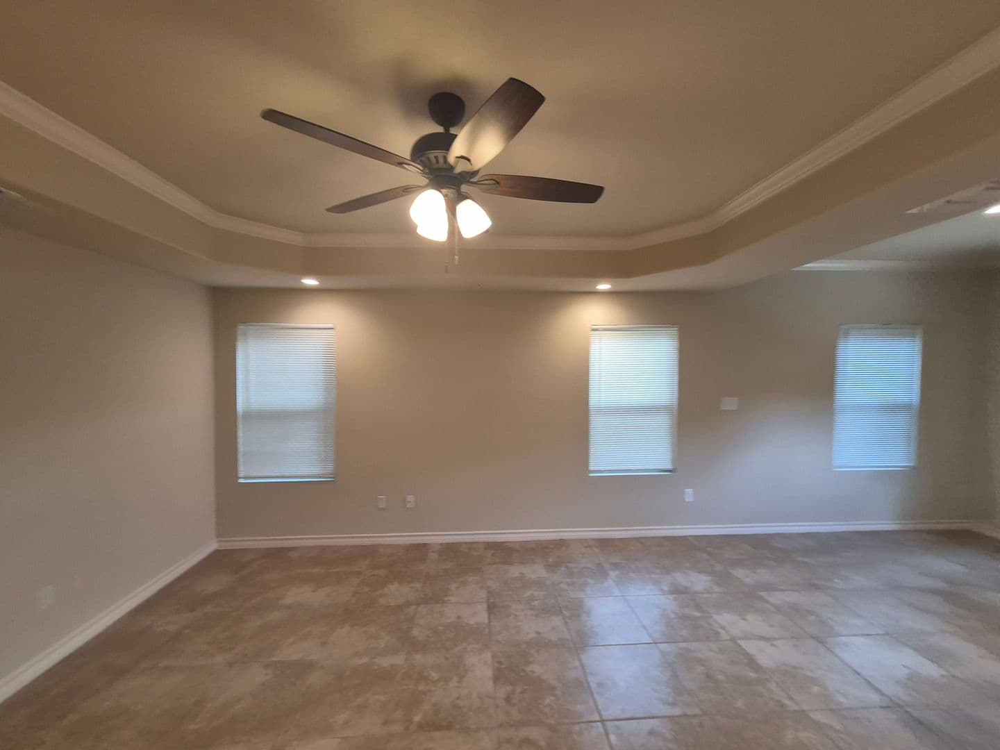 SAN ANTONIO House: 6306 LUGLIO LANE #104