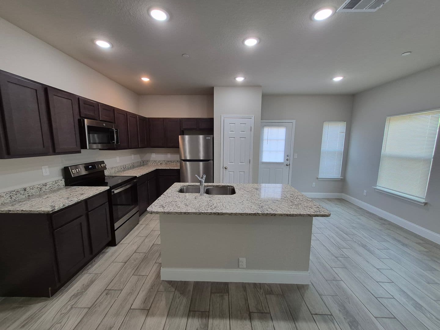 LIVE OAK House: 13321 REID MEADOWS