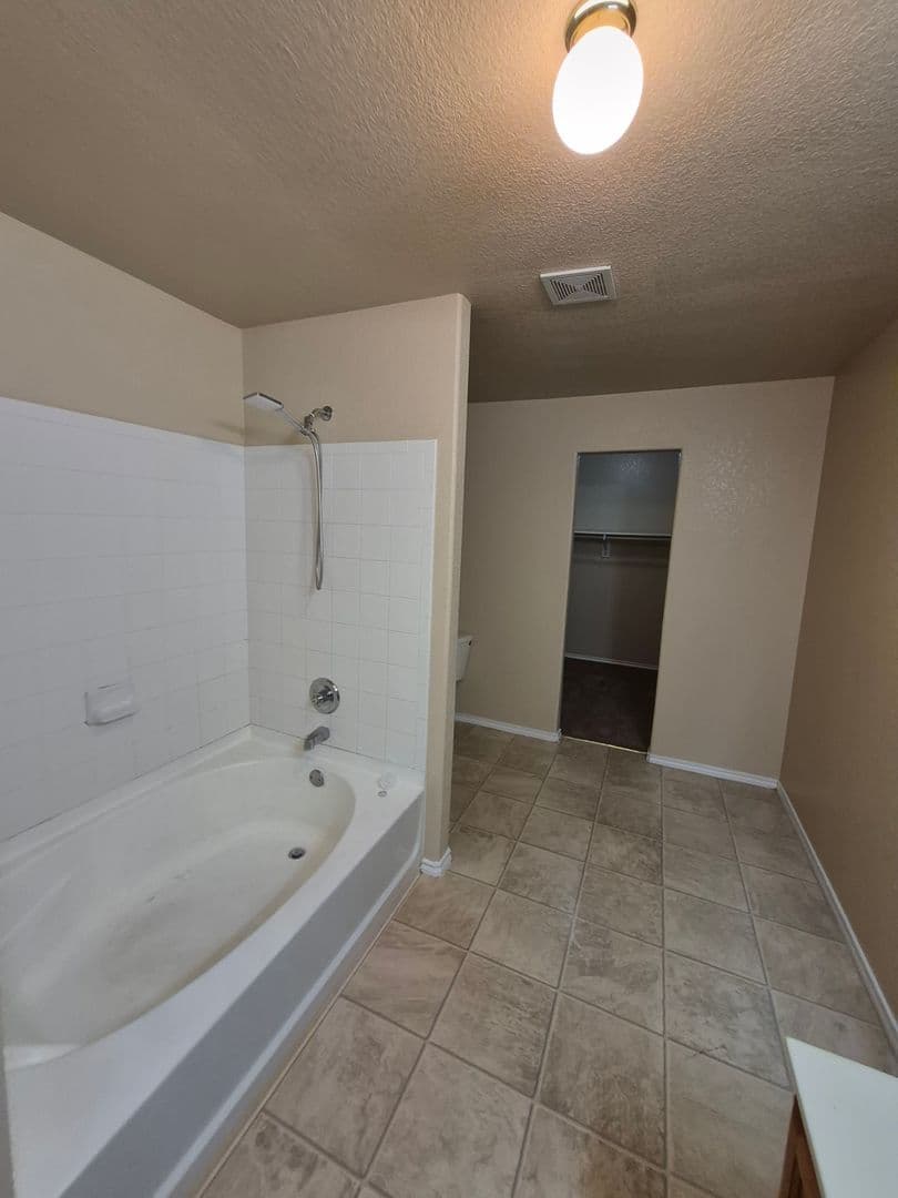 CONVERSE House: 3954 KEY WEST WAY