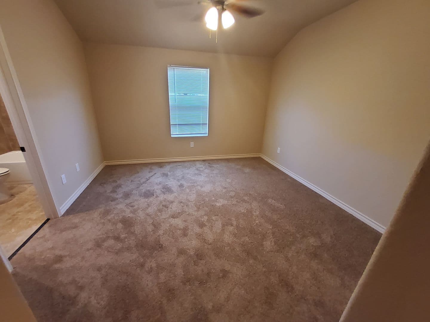SAN ANTONIO House: 6326 LUGLIO LANE #102
