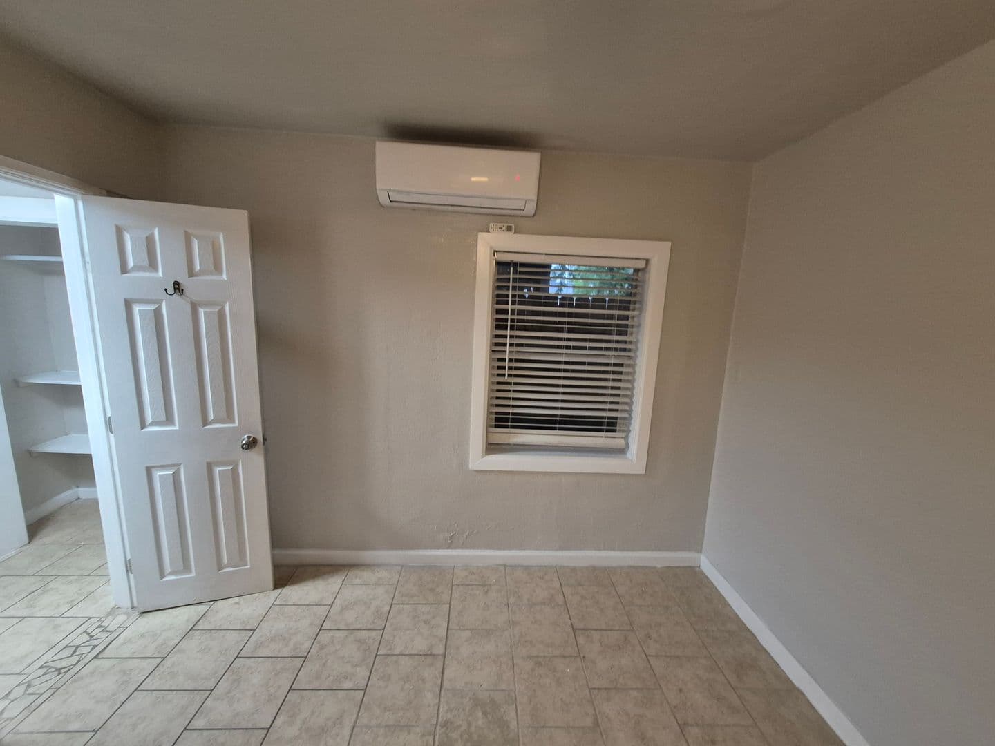 San Antonio House: 115 Caldwell Unit 4