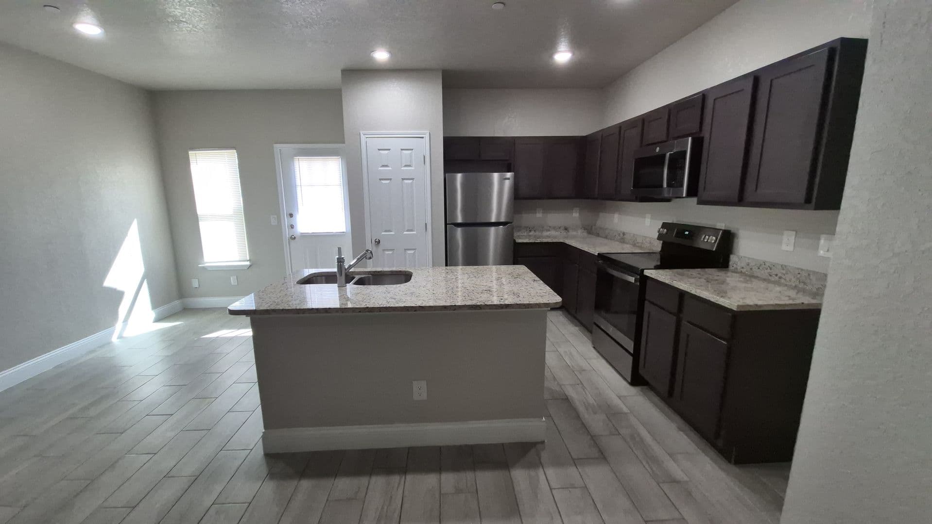 LIVE OAK House: 13211 REID MEADOWS