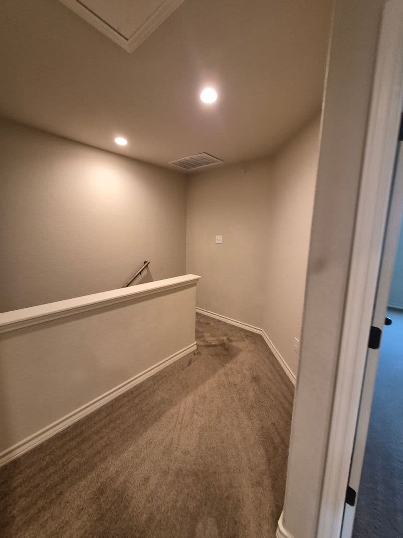 SAN ANTONIO House: 6327 LUGLIO LANE #104