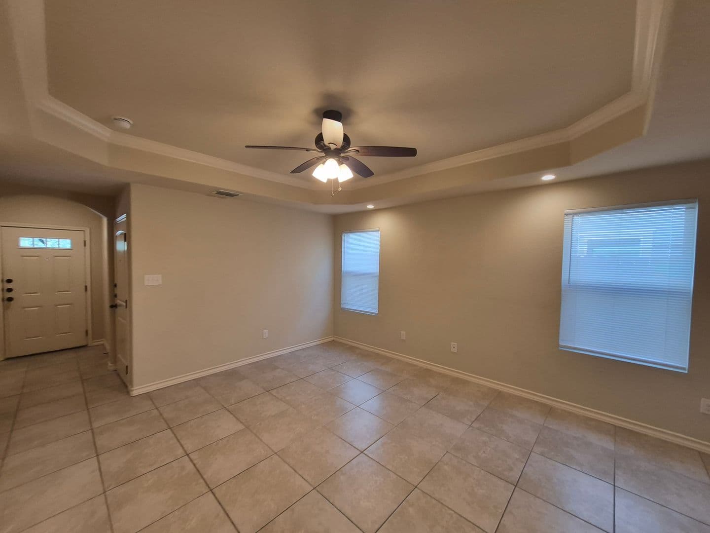 SAN ANTONIO House: 7026 LAKEVIEW DR #101