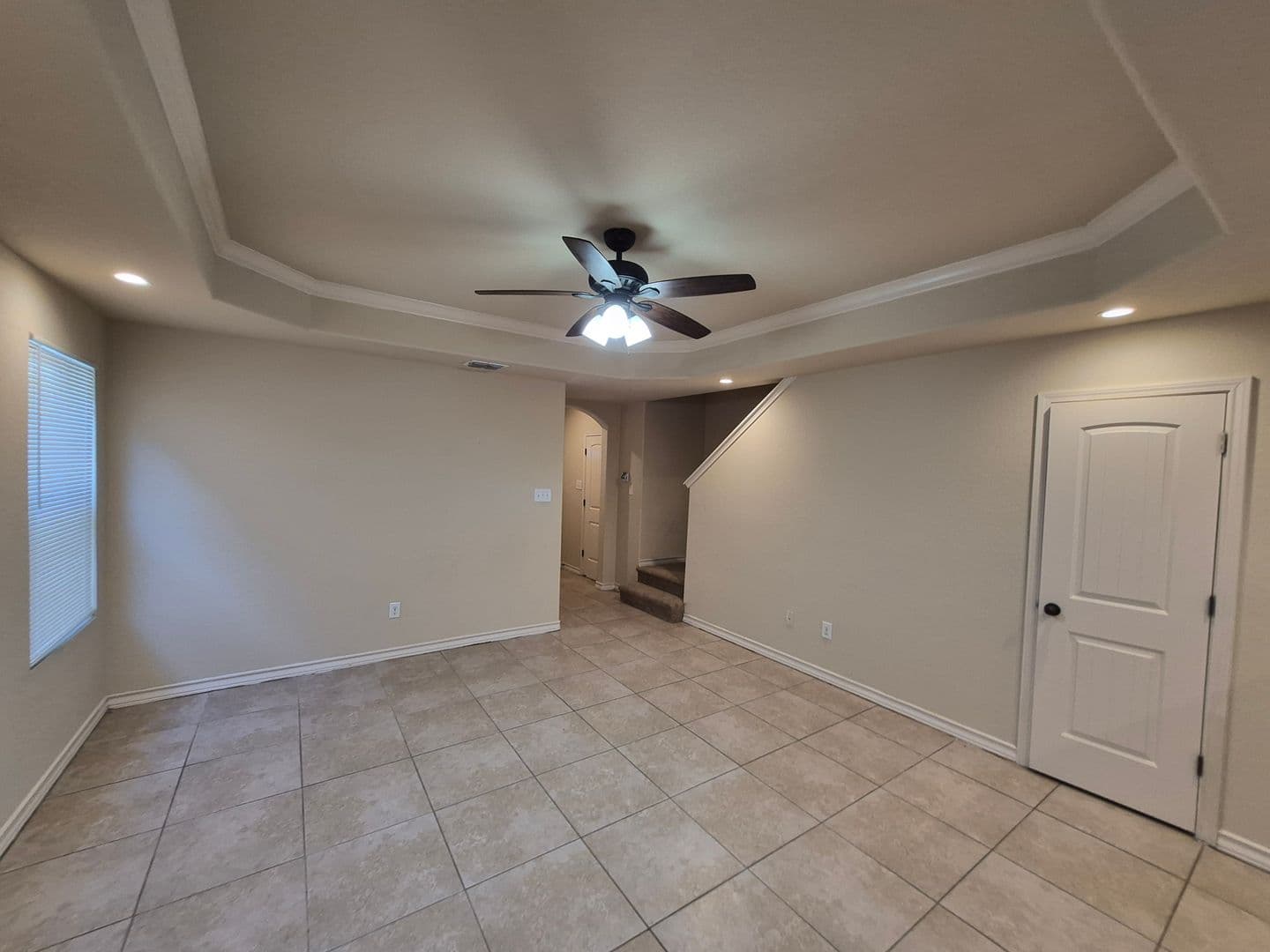 SAN ANTONIO House: 7034 LAKEVIEW DR #102