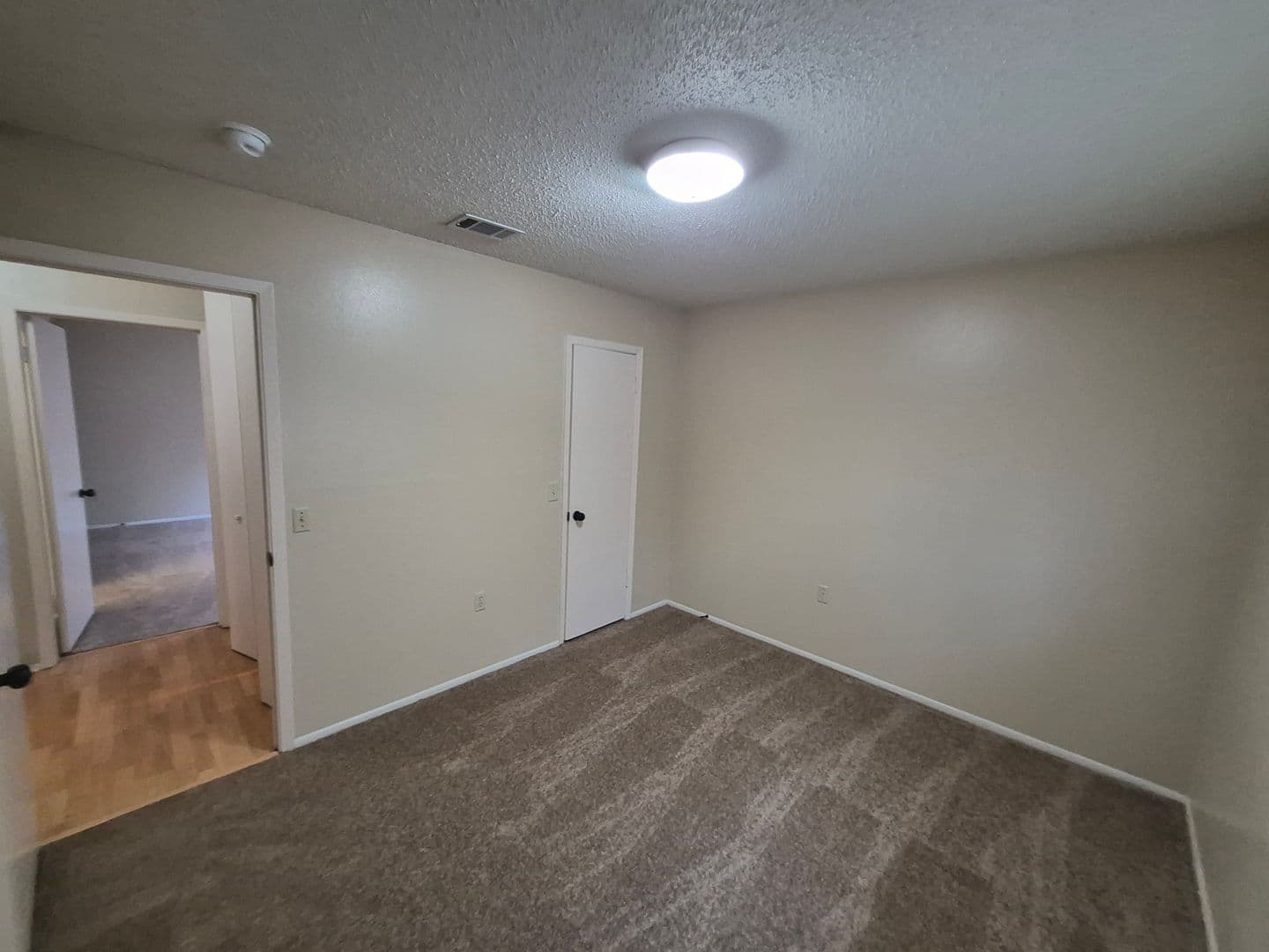UNIVERSAL CITY House: 120 FRIENDSWOOD PATH