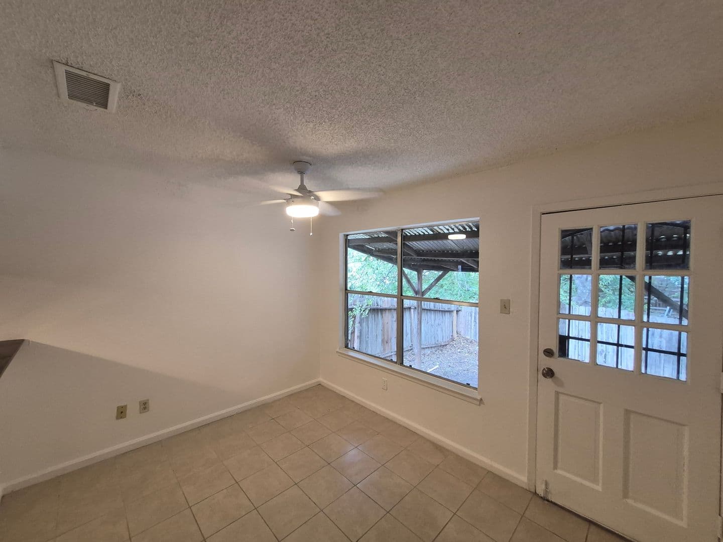 San Antonio House: 13136 Los Espanada