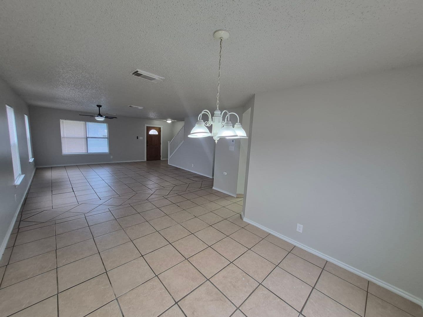 CONVERSE House: 8043 CHESTNUT MANOR DR.