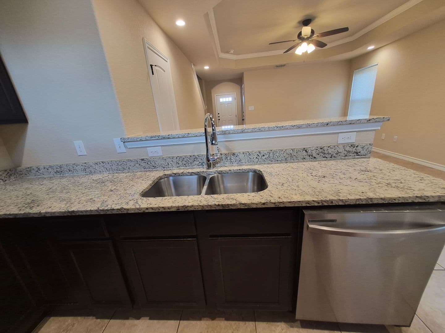 SAN ANTONIO House: 13915 ANNA'S WAY #101