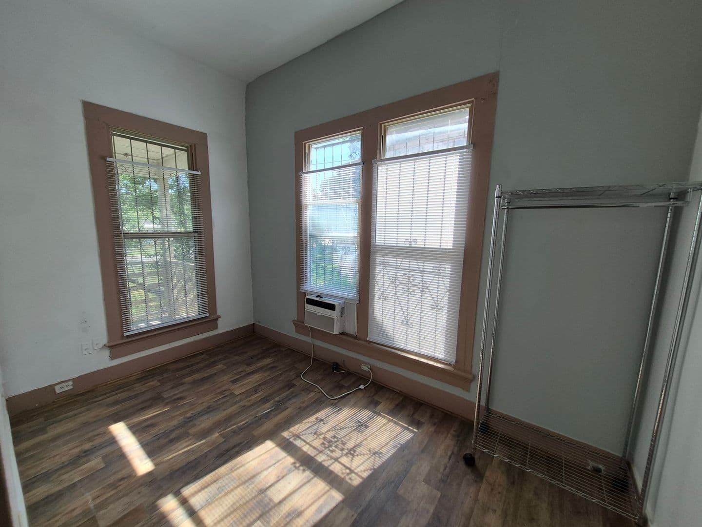 San Antonio House: 414 Sherman