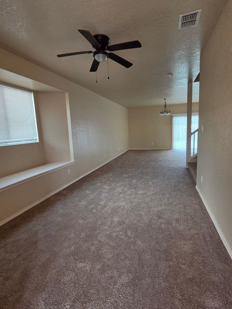 SAN ANTONIO House: 7674 MUSTANG MEADOW