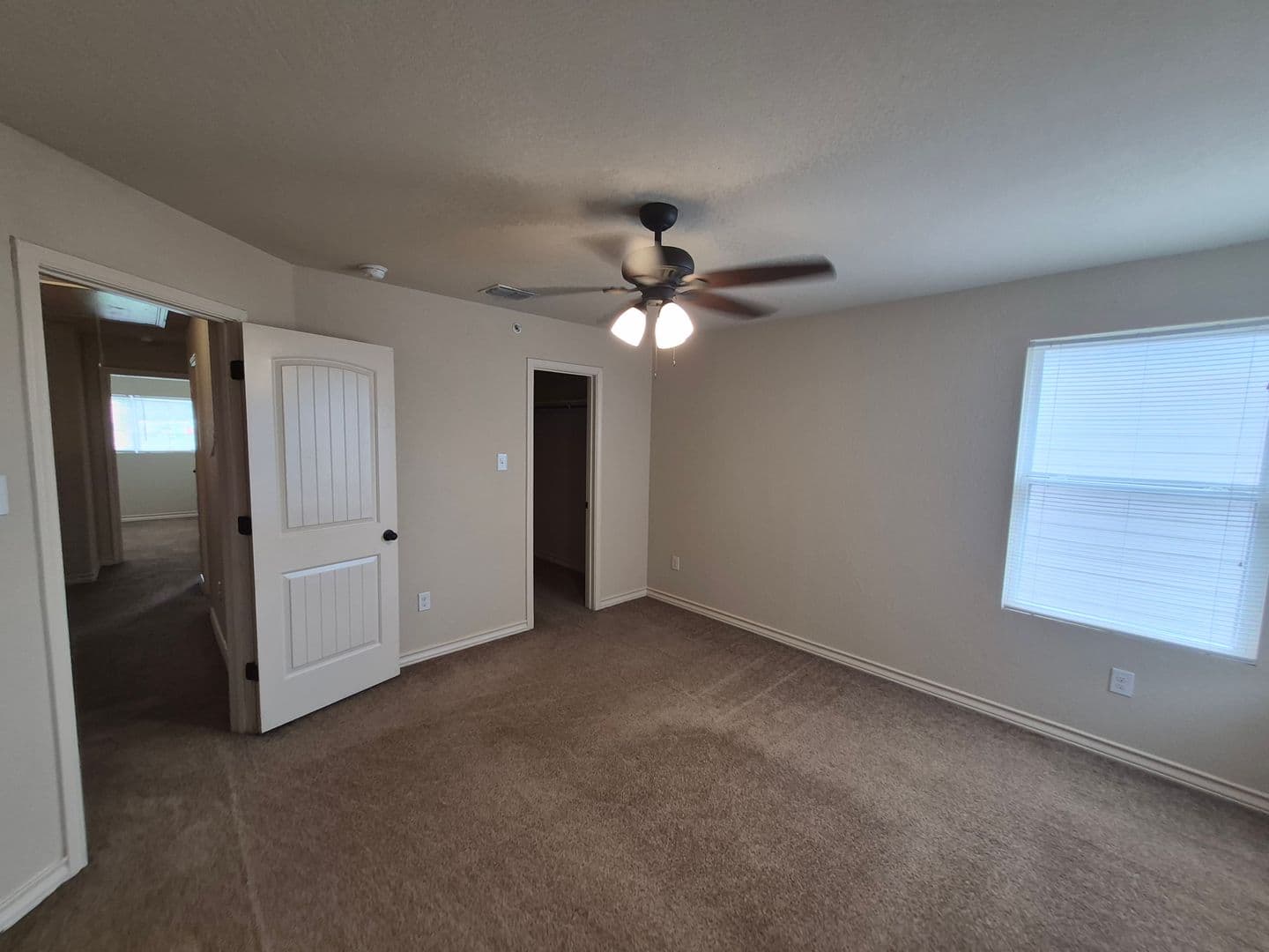 SAN ANTONIO House: 6618 ARANCIONE AVE #104