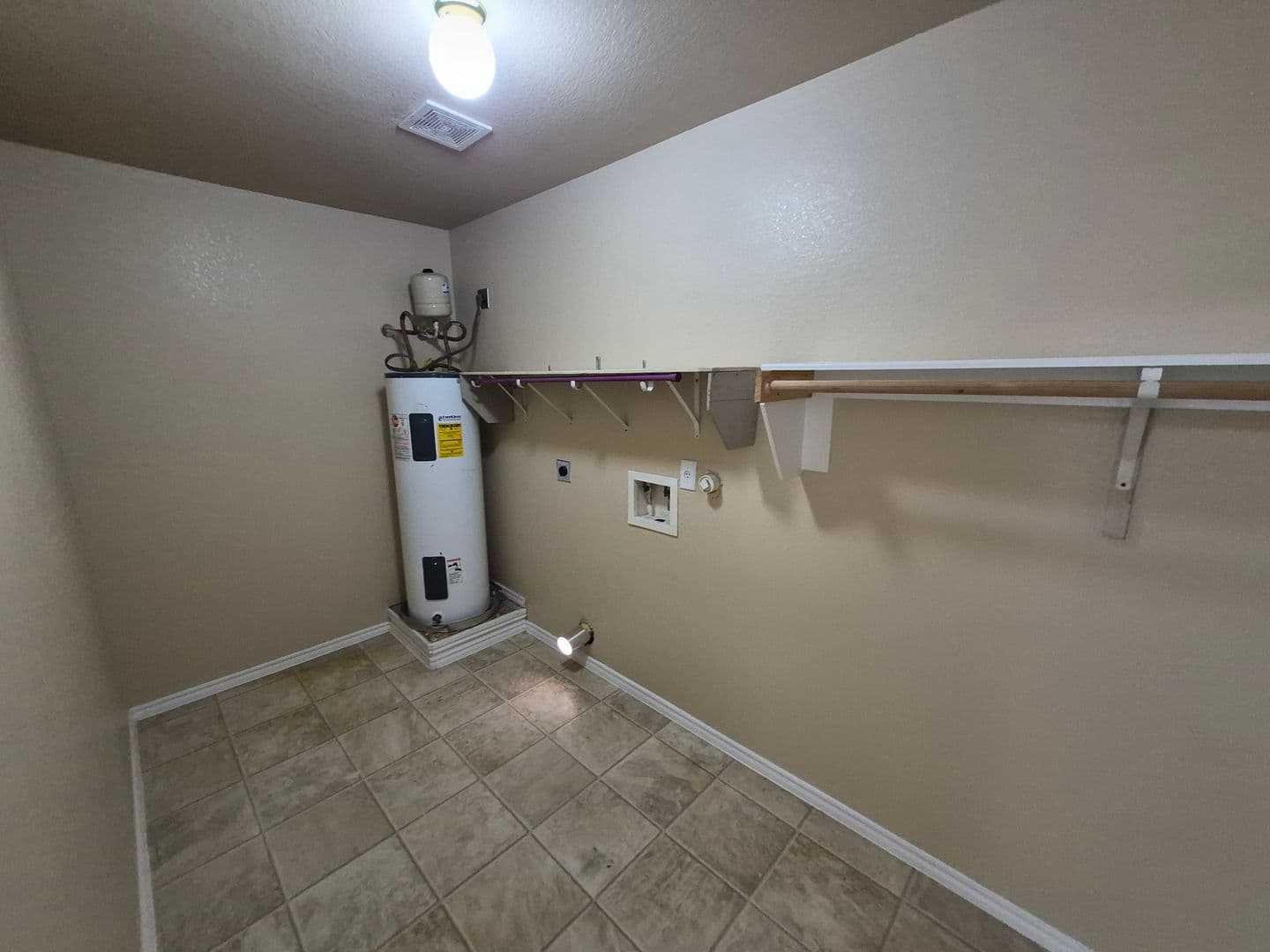 CONVERSE House: 3954 KEY WEST WAY
