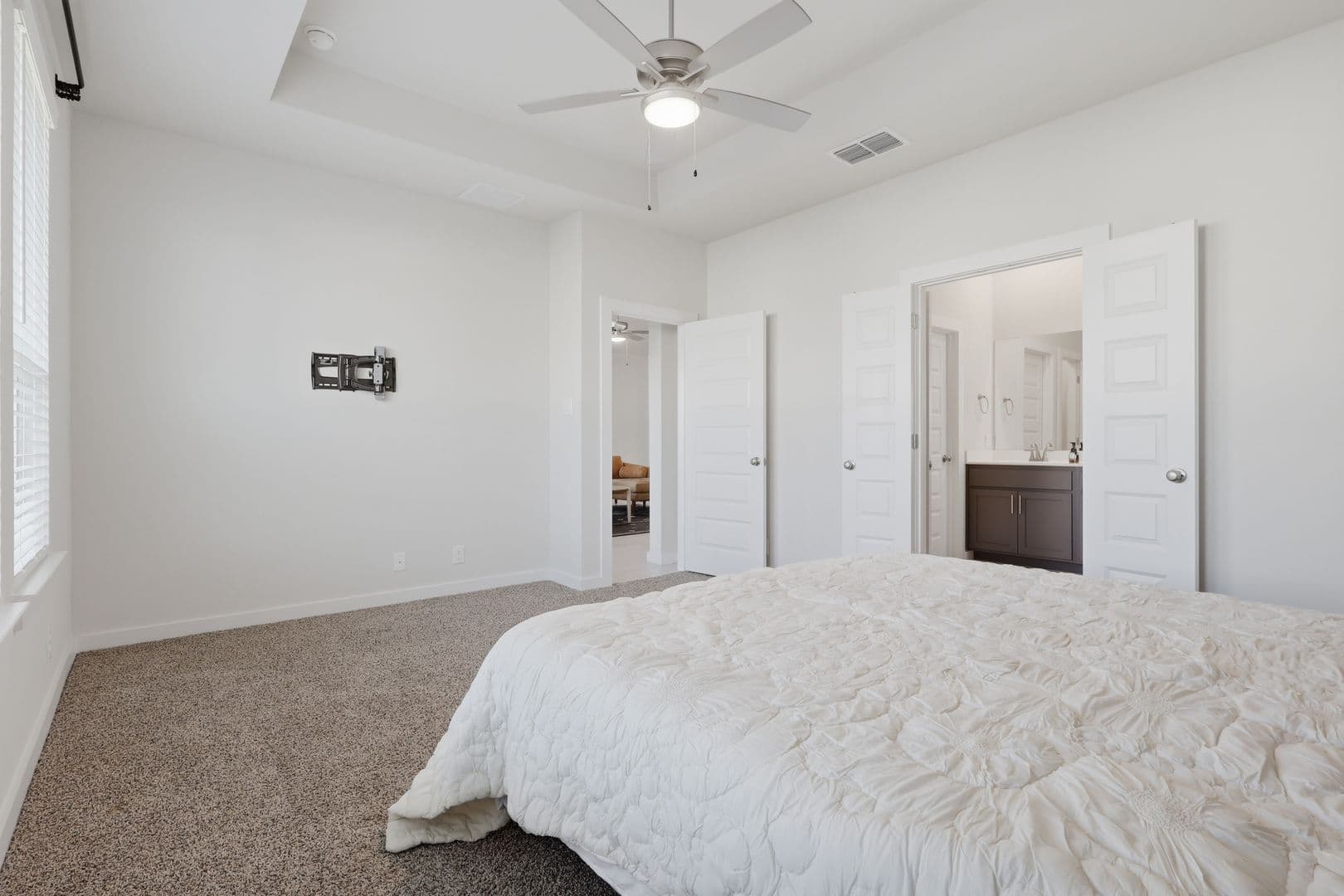New Braunfels House: 2926 Alster