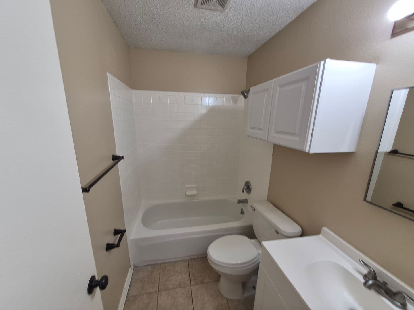 CONVERSE House: 8007 CHESTNUT BLUFF DR