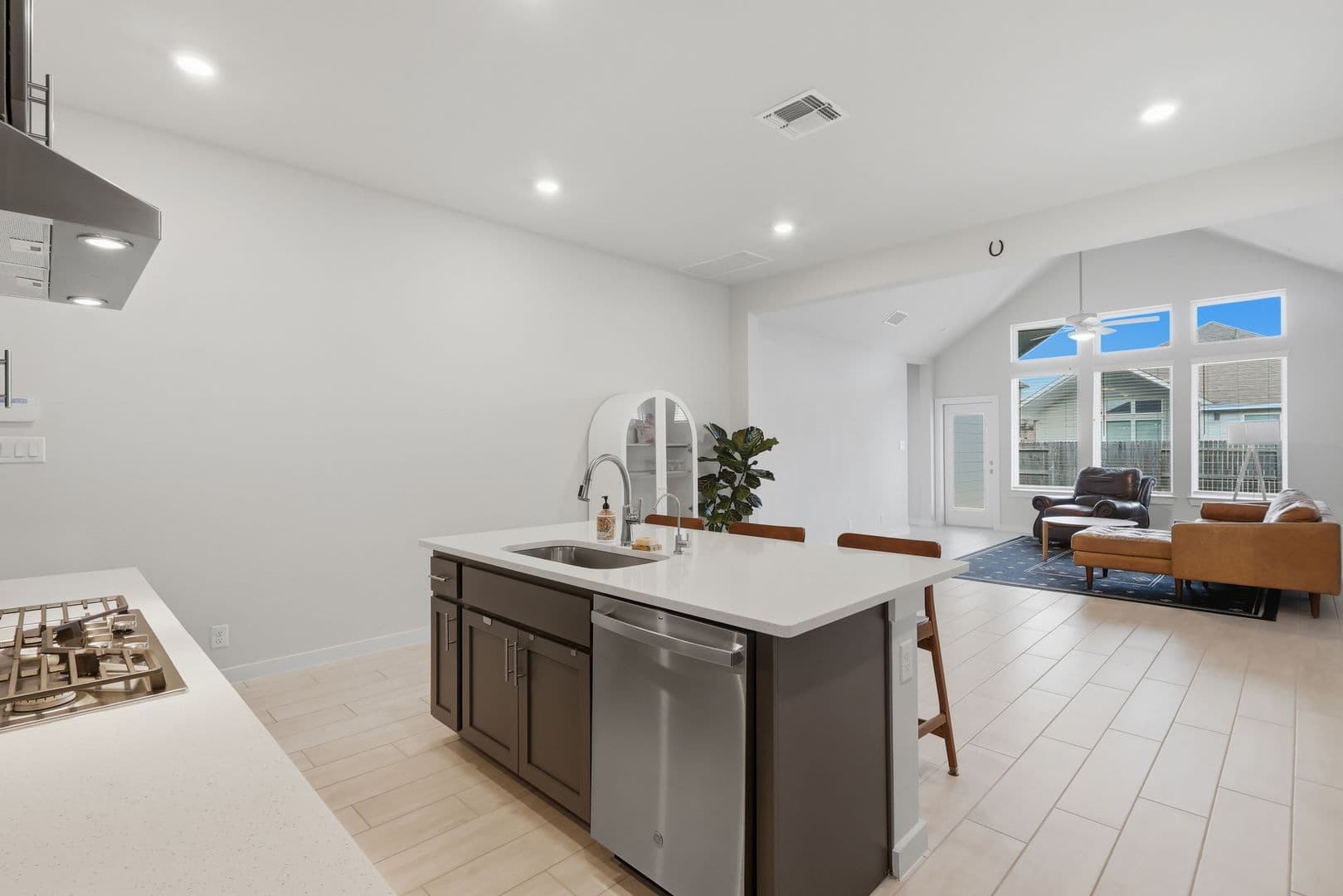 New Braunfels House: 2926 Alster