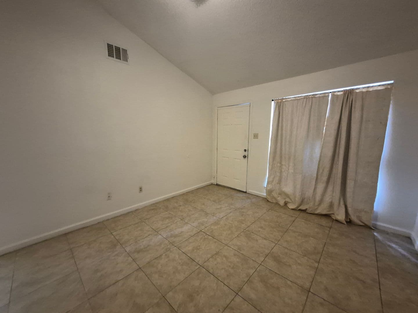 San Antonio House: 13136 Los Espanada