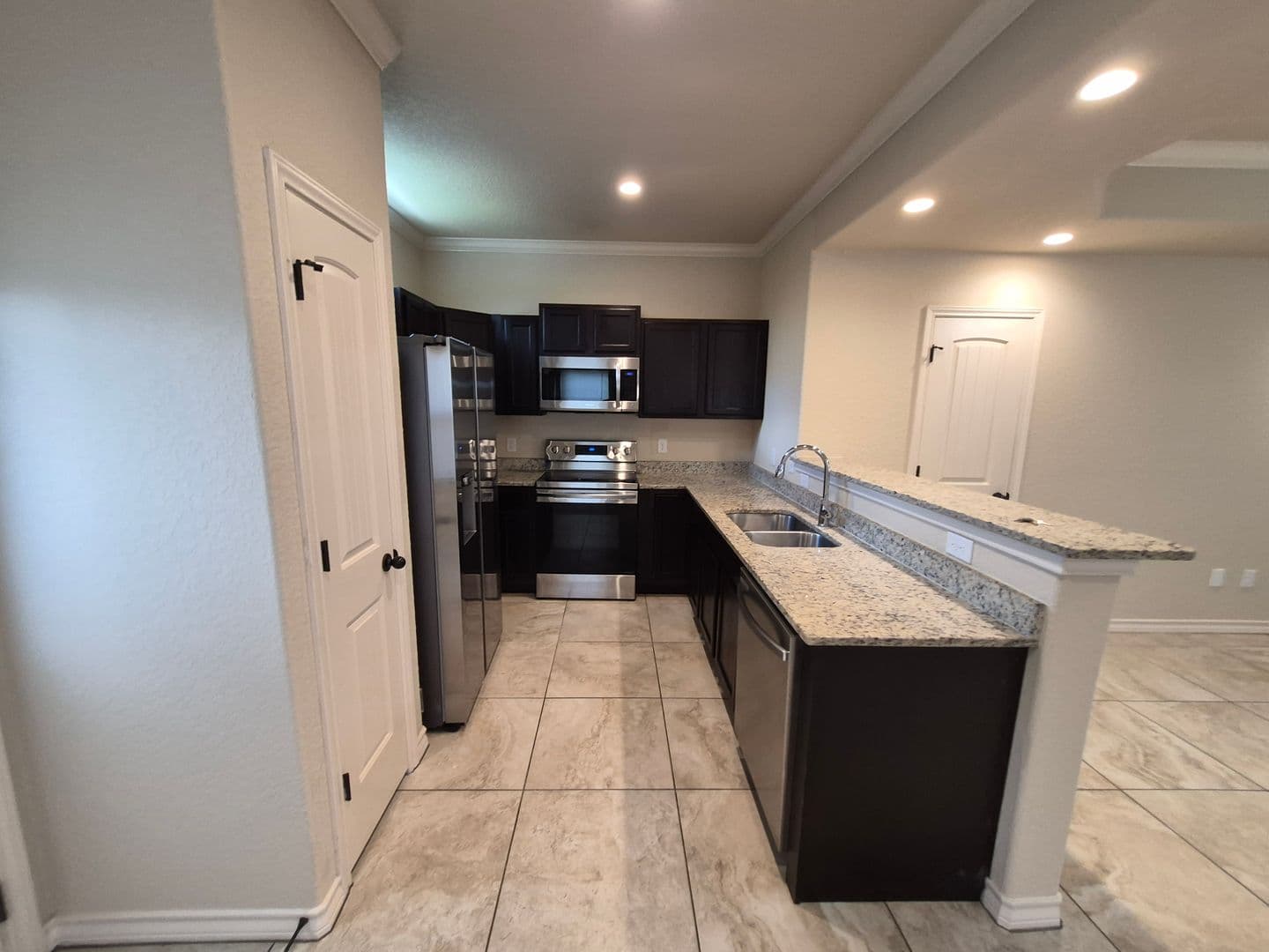 SAN ANTONIO House: 6422 MARCEL WAY #104
